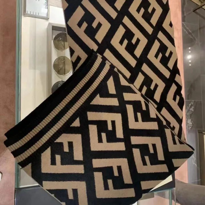 スーパーコピー フェンディ マフラー