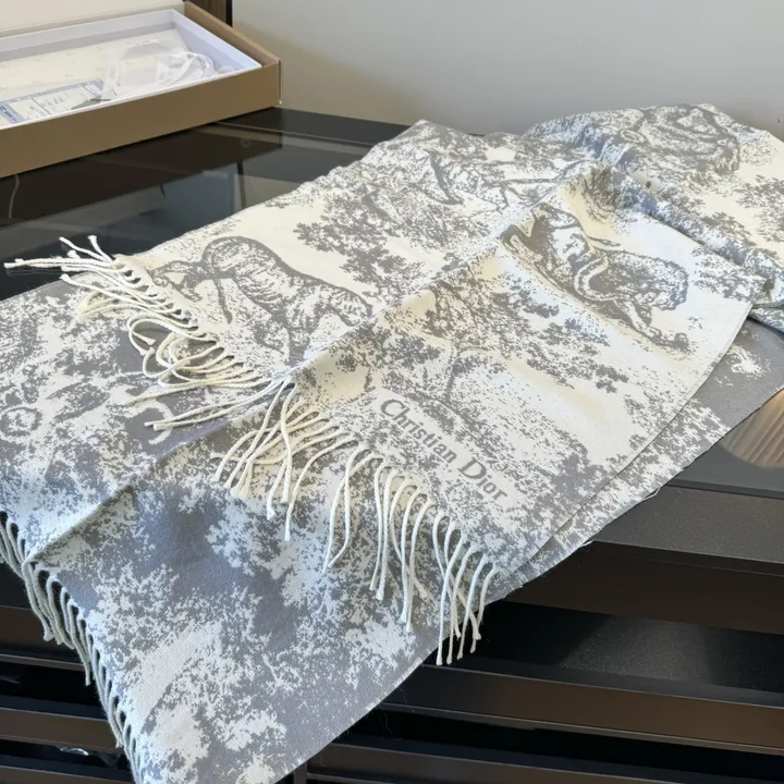 スーパーコピー ディオール マフラー