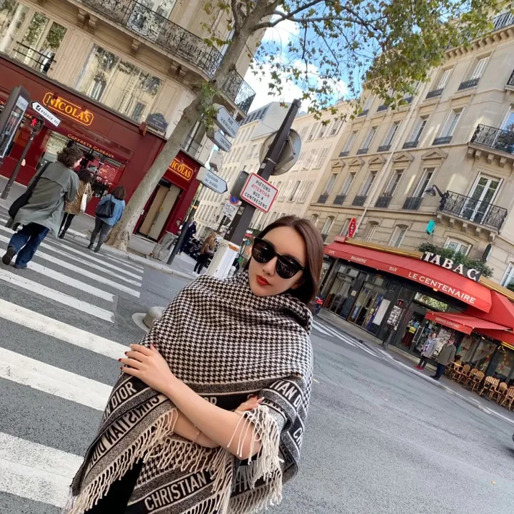 スーパーコピー フェンディ マフラー