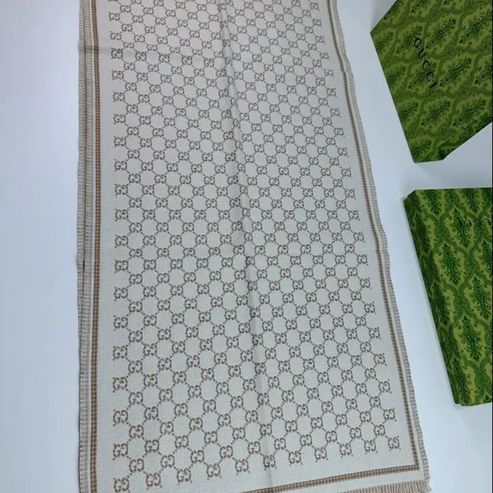 スーパーコピー グッチ マフラー