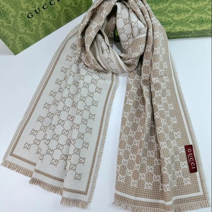 スーパーコピー グッチ マフラー