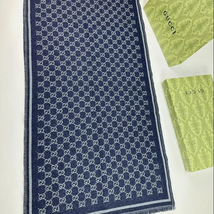 スーパーコピー グッチ マフラー