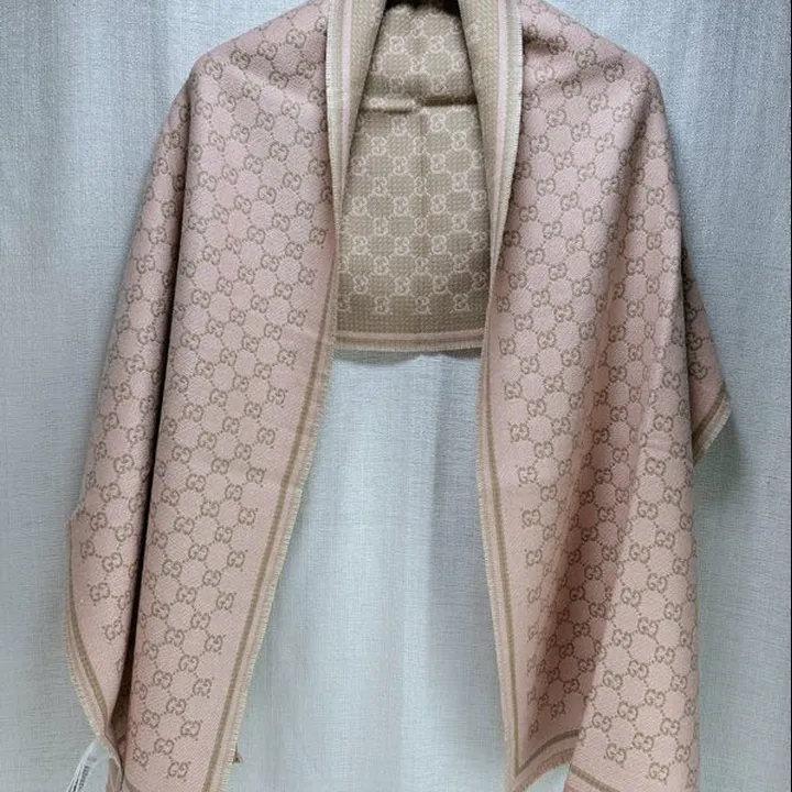 スーパーコピー グッチ マフラー