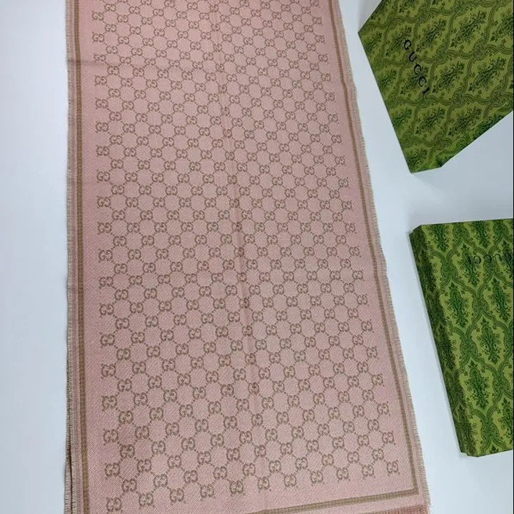 スーパーコピー グッチ マフラー