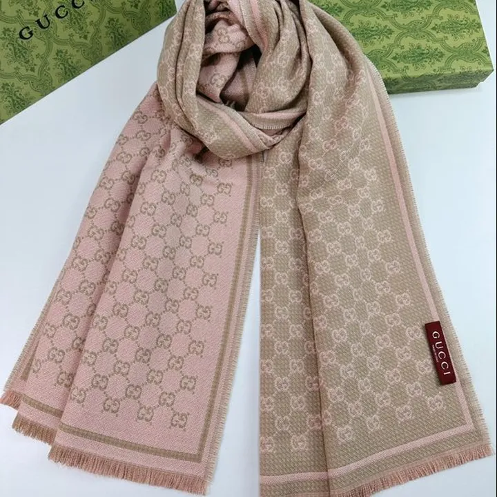 スーパーコピー グッチ マフラー