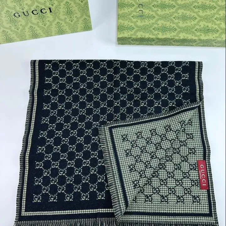 スーパーコピー グッチ マフラー