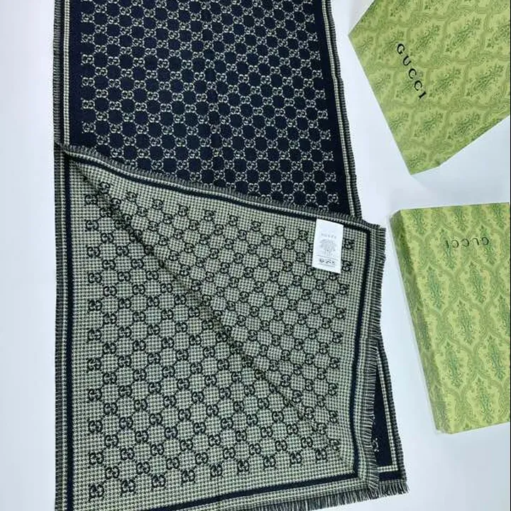 スーパーコピー グッチ マフラー