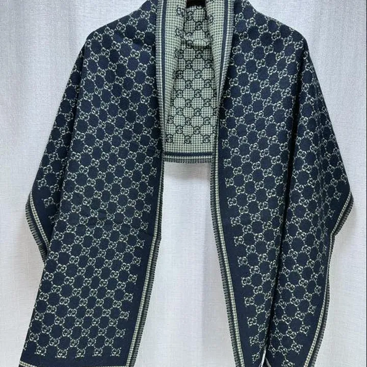 スーパーコピー グッチ マフラー