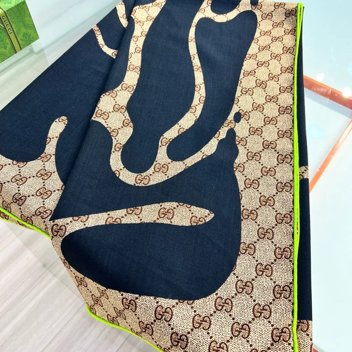 スーパーコピー グッチ マフラー