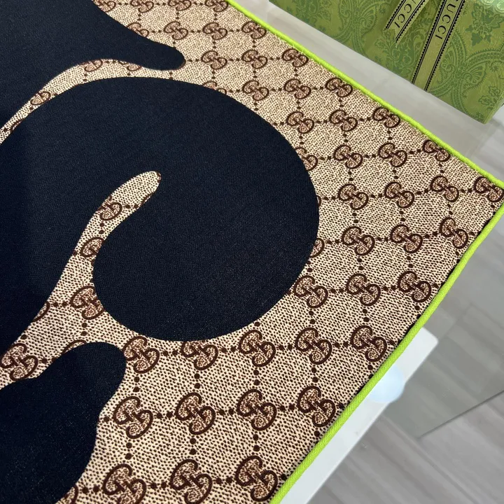 スーパーコピー グッチ マフラー