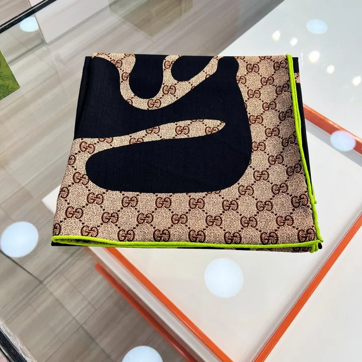 スーパーコピー グッチ マフラー