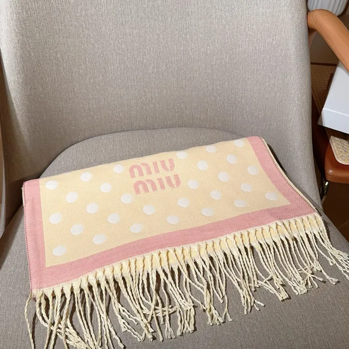 スーパーコピー フェンディ マフラー