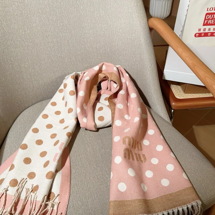 スーパーコピー フェンディ マフラー