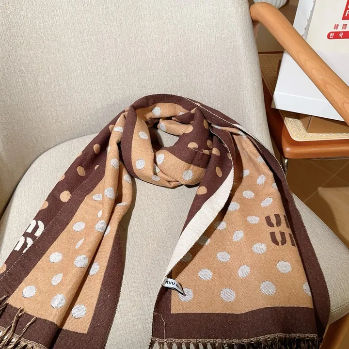 スーパーコピー フェンディ マフラー