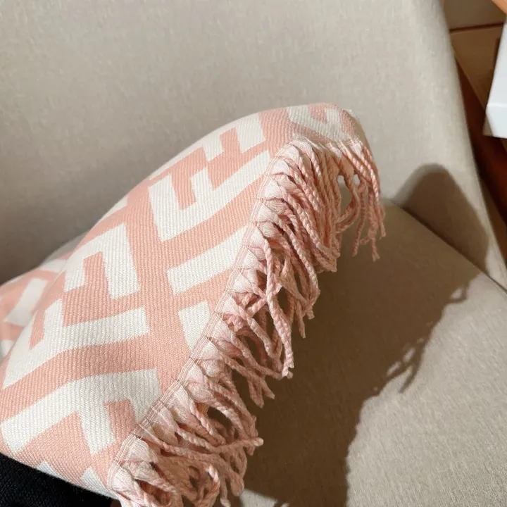 スーパーコピー フェンディ マフラー