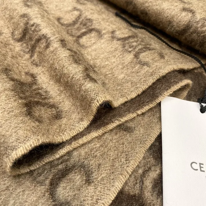 スーパーコピー セリーヌ マフラー