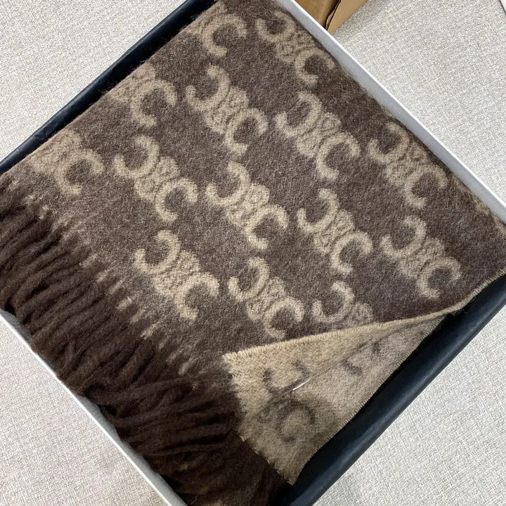 スーパーコピー セリーヌ マフラー