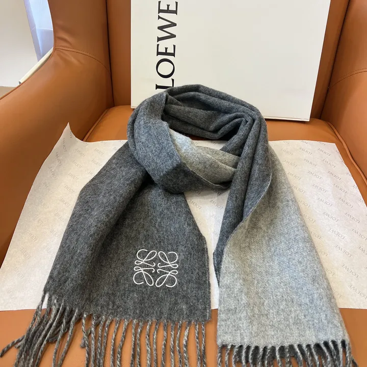 スーパーコピー ロエベ マフラー