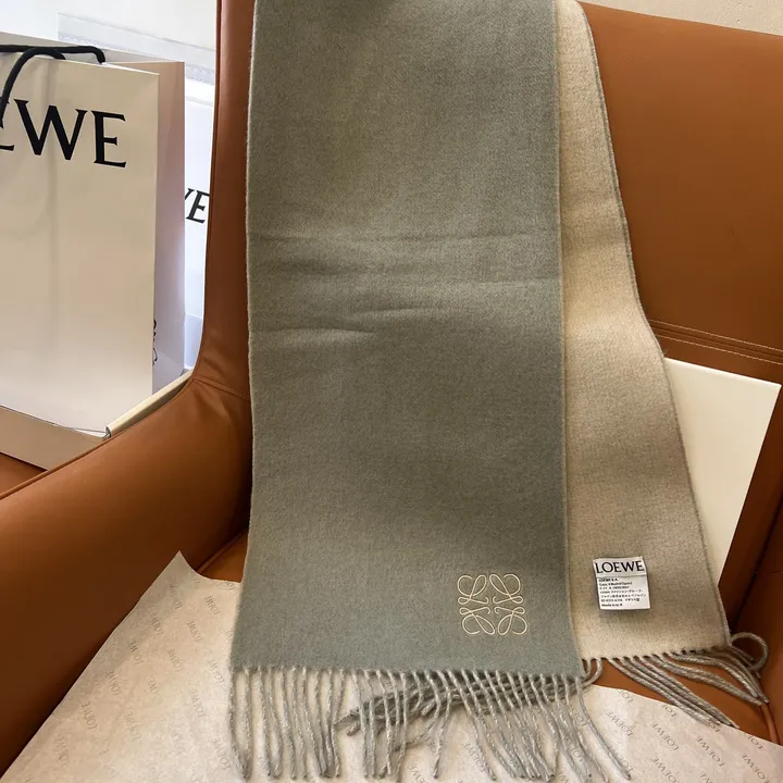 スーパーコピー ロエベ マフラー