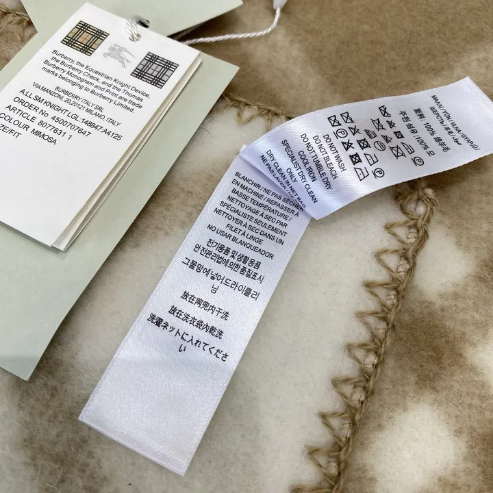 スーパーコピー バーバリー ス マフラー