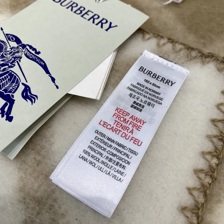 スーパーコピー バーバリー ス マフラー