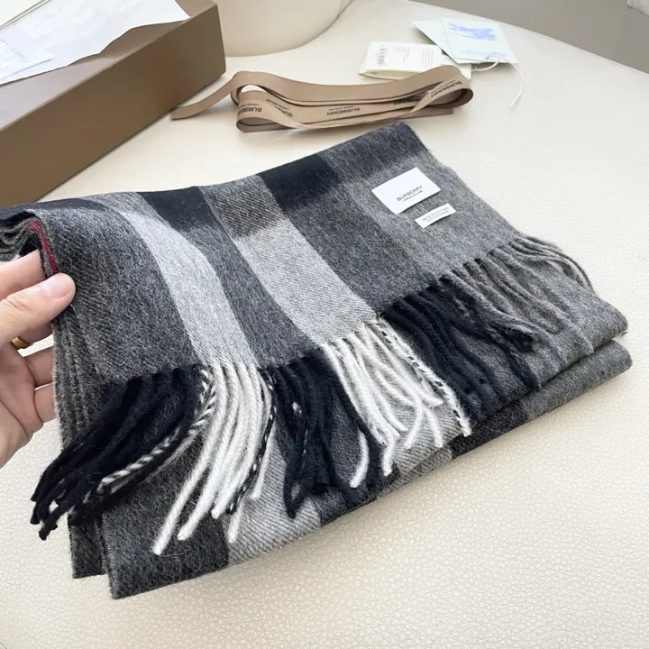 スーパーコピー バーバリー ス マフラー