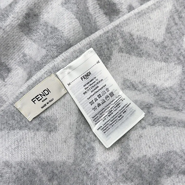 スーパーコピー フェンディ マフラー