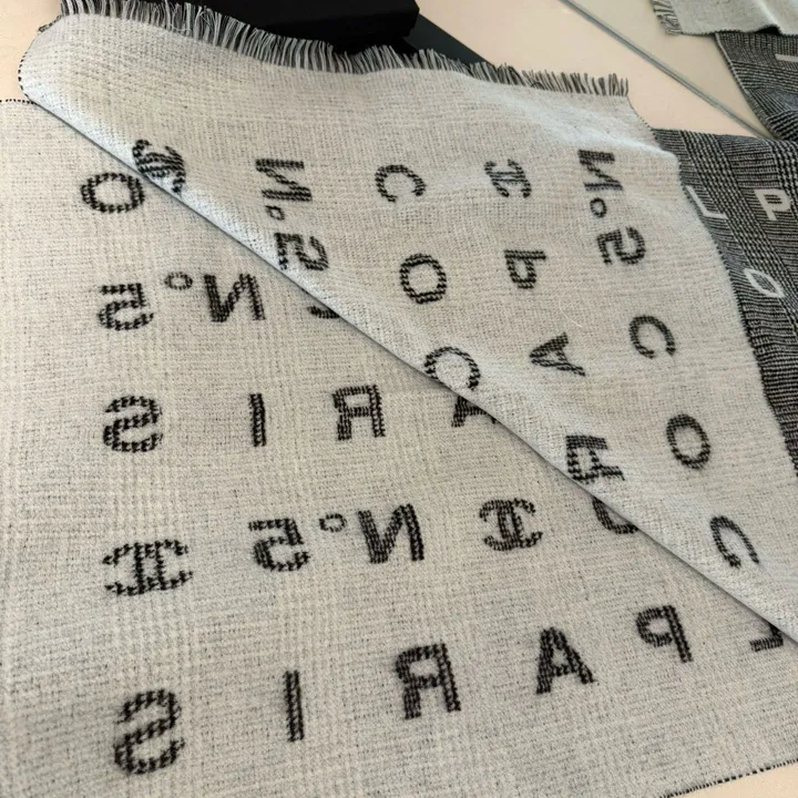 スーパーコピー シャネル マフラー