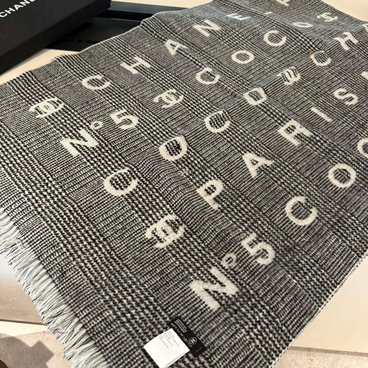 スーパーコピー シャネル マフラー