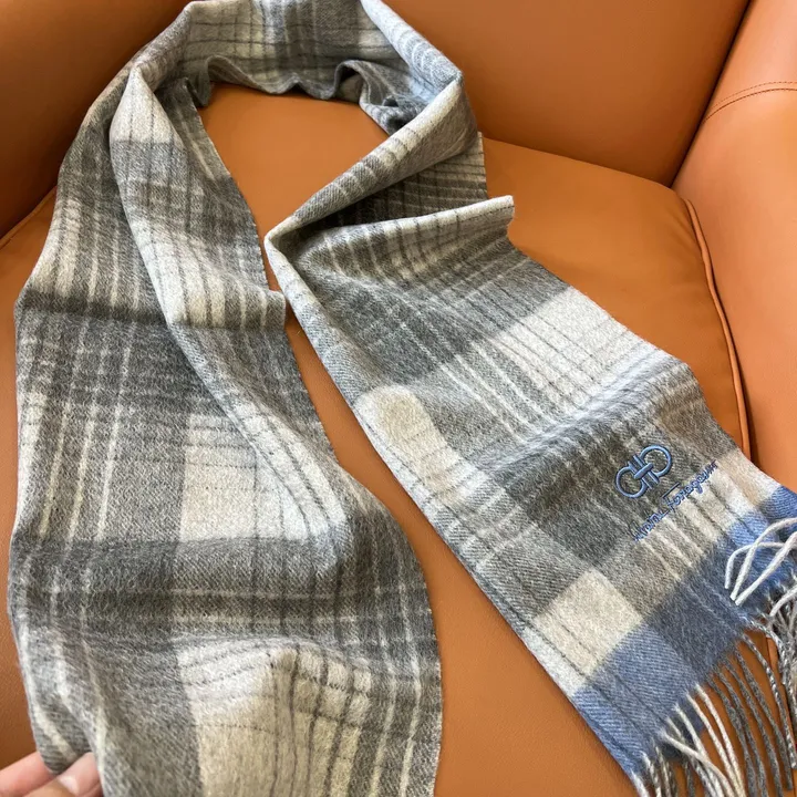 スーパーコピー フェラガモ マフラー