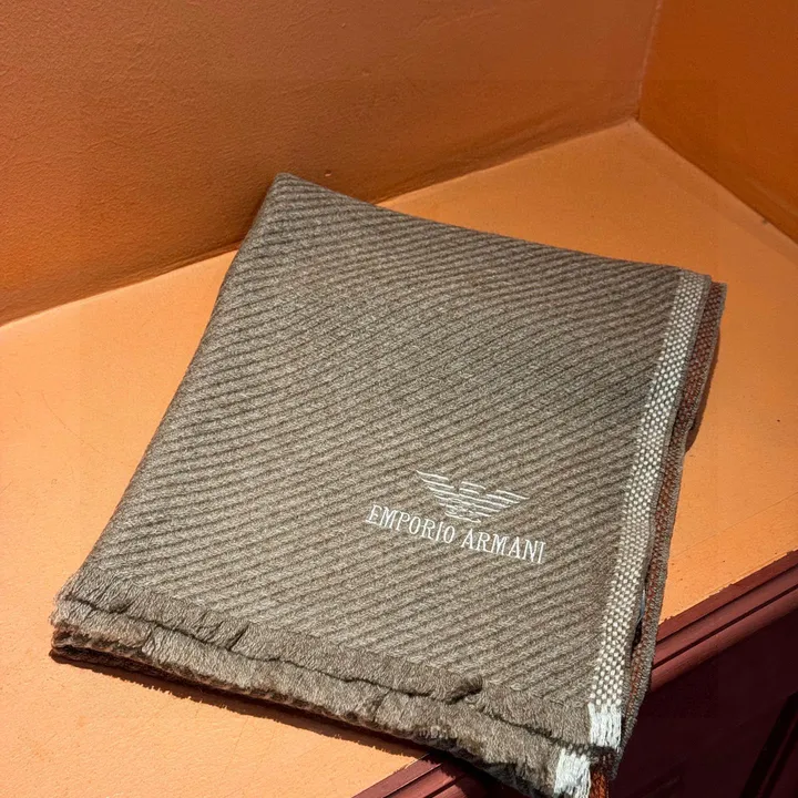 スーパーコピー アルマーニ マフラー