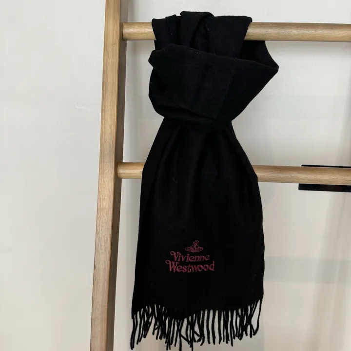 スーパーコピー ヴィヴィアン・ウエストウッド マフラー