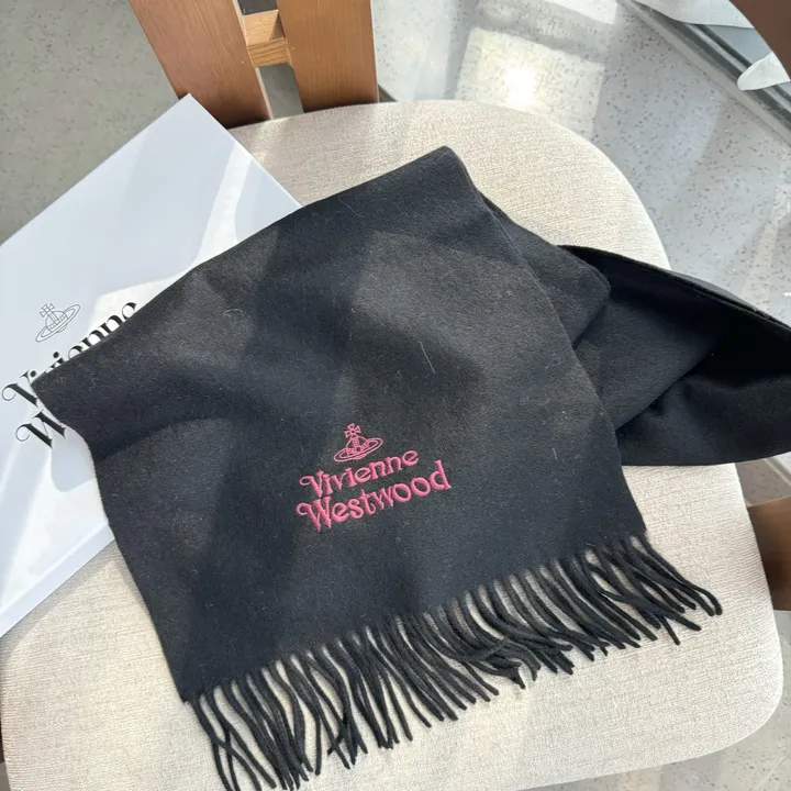 スーパーコピー ヴィヴィアン・ウエストウッド マフラー