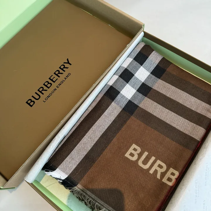 スーパーコピー バーバリー ス マフラー