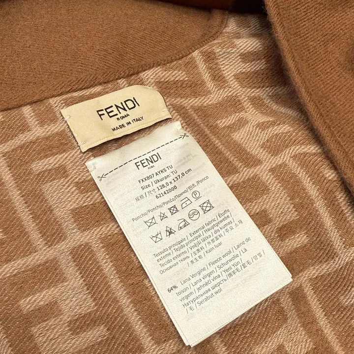 スーパーコピー フェンディ マフラー