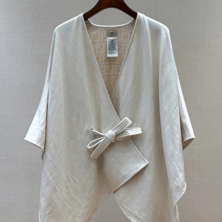 スーパーコピー フェンディ マフラー