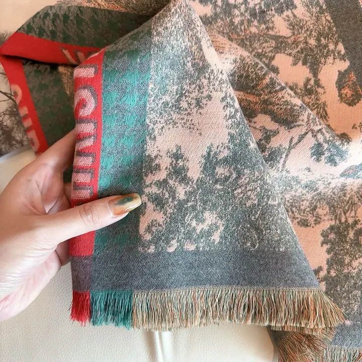 スーパーコピー ディオール マフラー