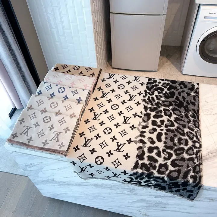 スーパーコピー ルイヴィトン マフラー