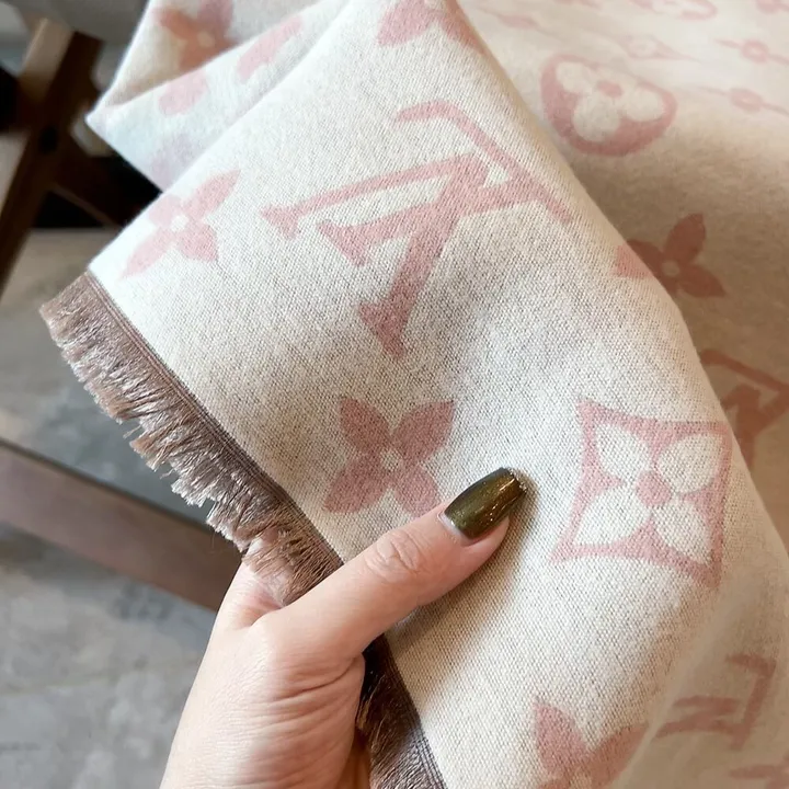 スーパーコピー ルイヴィトン マフラー