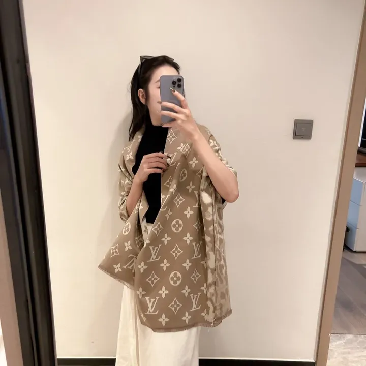 スーパーコピー ルイヴィトン マフラー