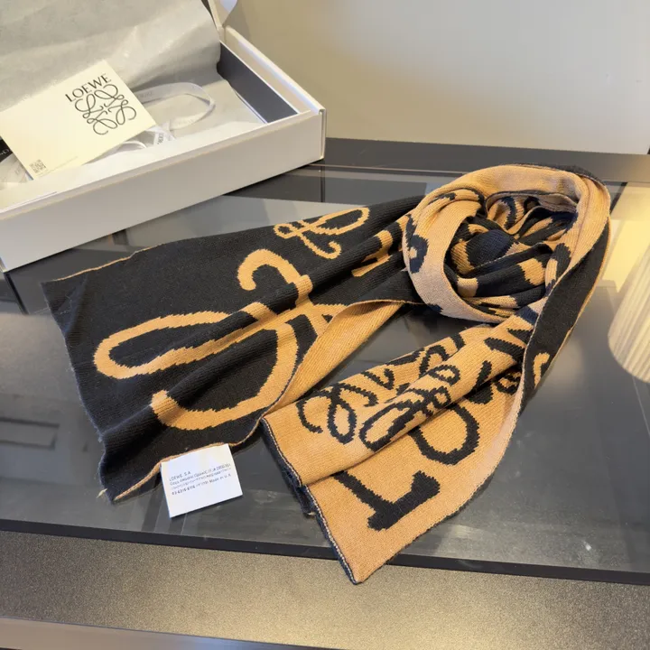 スーパーコピー ロエベ マフラー