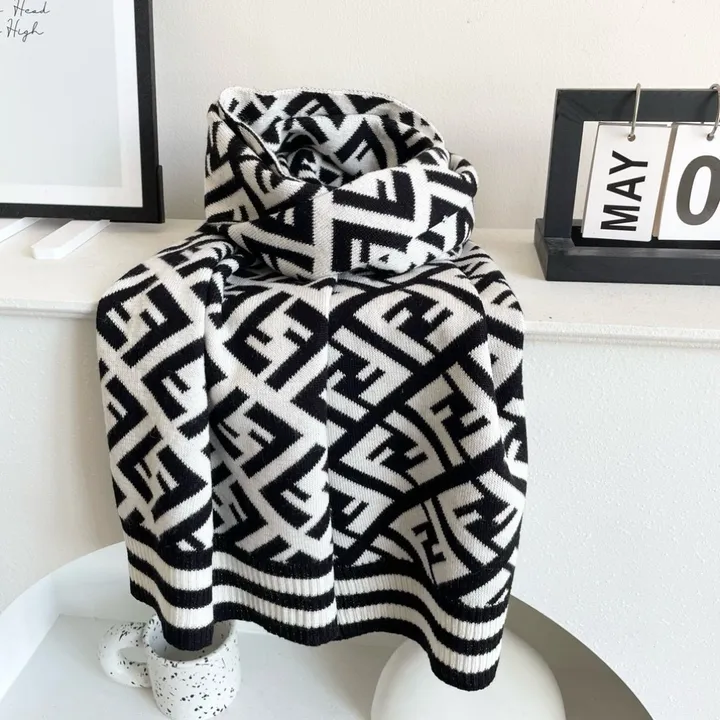 スーパーコピー フェンディ マフラー