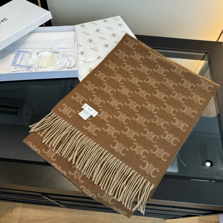 スーパーコピー セリーヌ マフラー