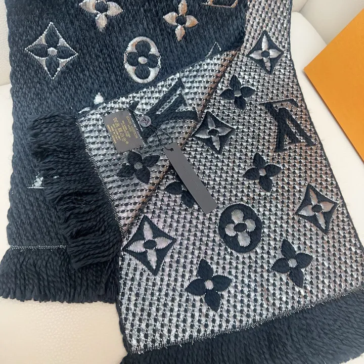 スーパーコピー ルイヴィトン マフラー