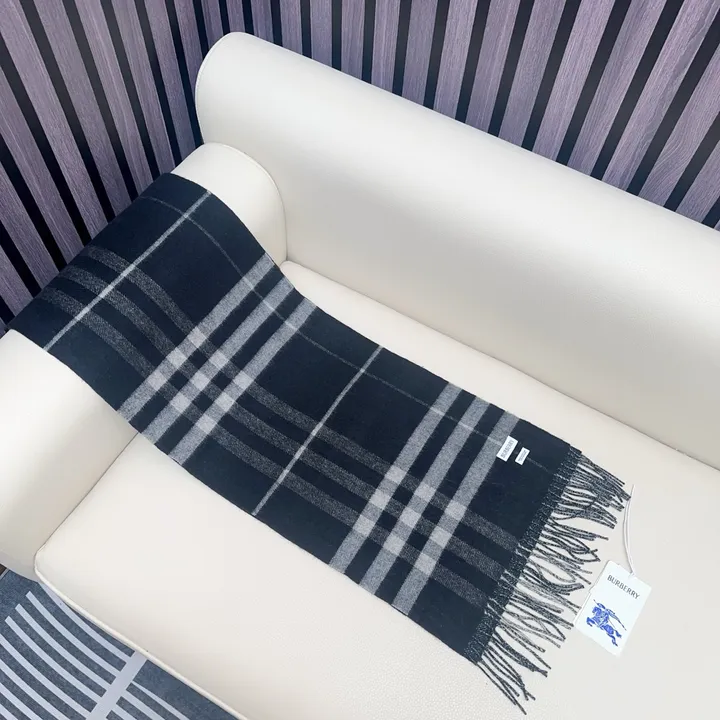 スーパーコピー バーバリー ス マフラー