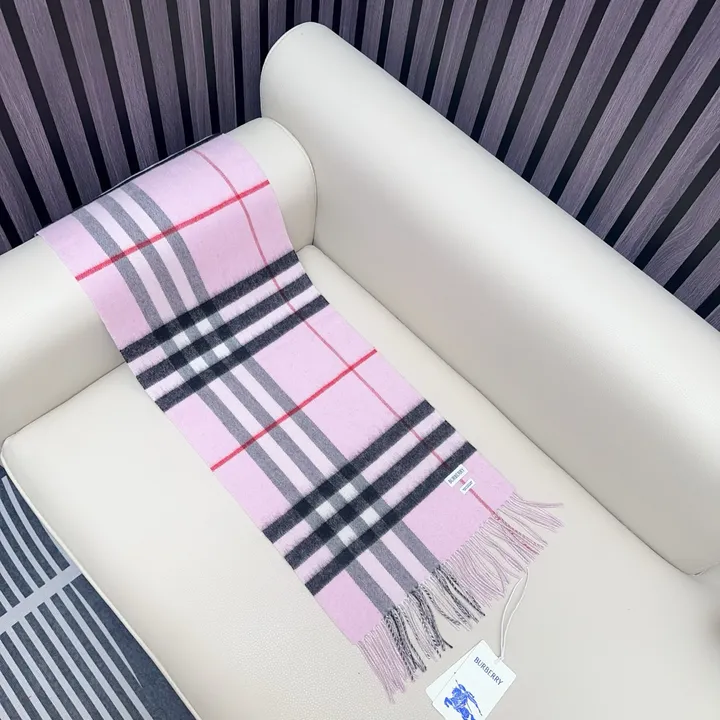 スーパーコピー バーバリー ス マフラー