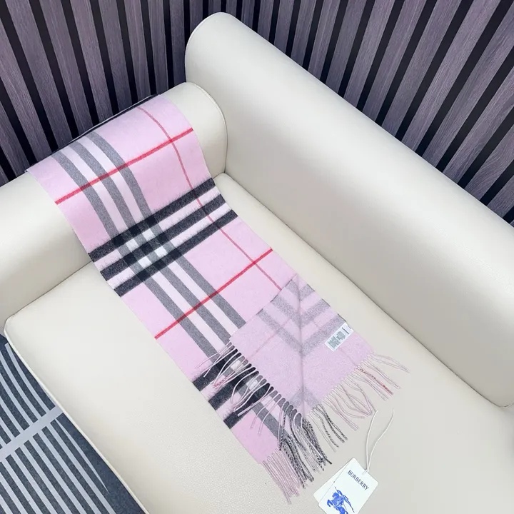 スーパーコピー バーバリー ス マフラー