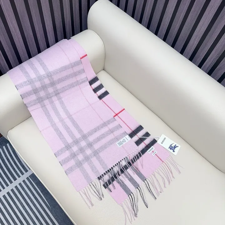 スーパーコピー バーバリー ス マフラー