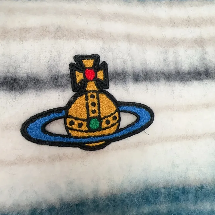 スーパーコピー ヴィヴィアン・ウエストウッド マフラー