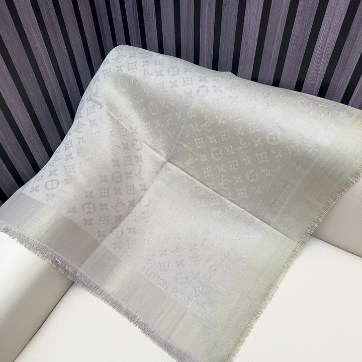 スーパーコピー ルイヴィトン マフラー